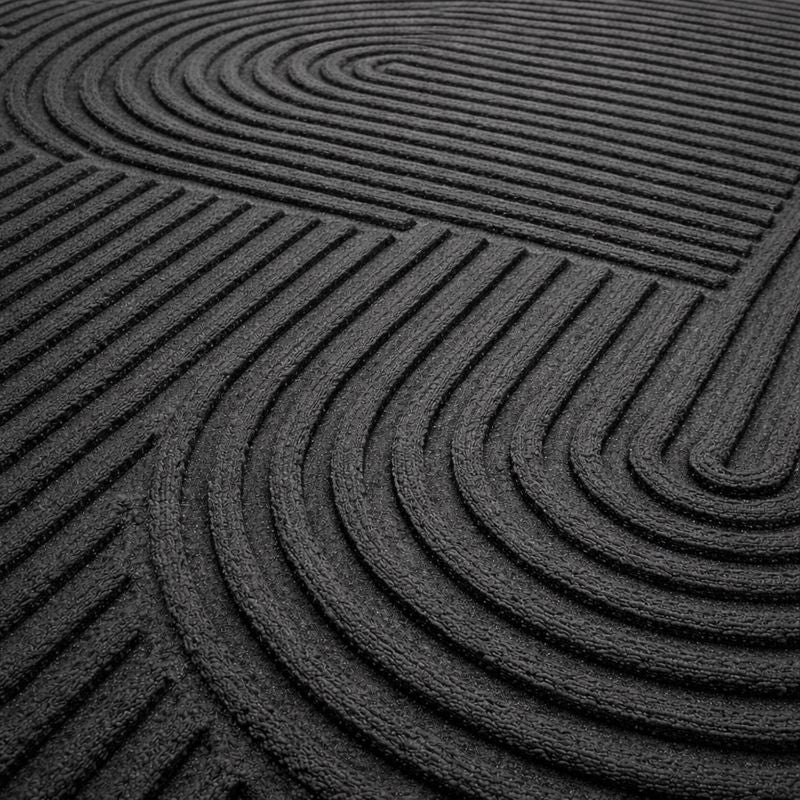 Large Rug - Curved Thread Line